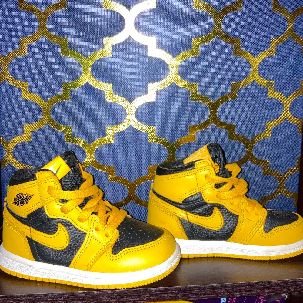 Air Jordan 1 Retro High OG “Pollen”